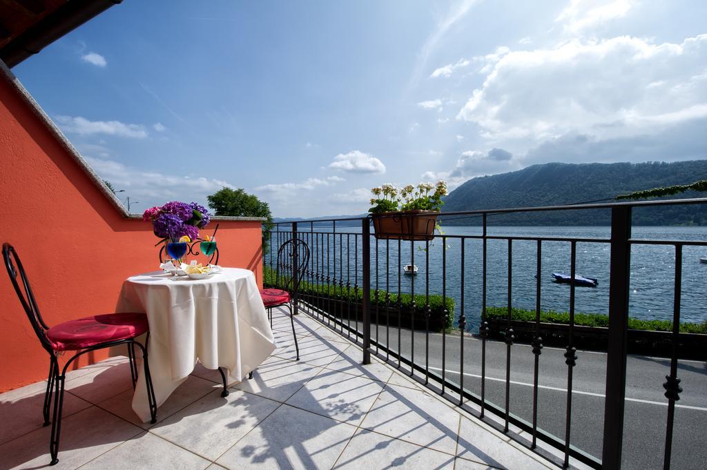 Hotel & Residence La Sibilla Cusiana Петенаско Екстериор снимка